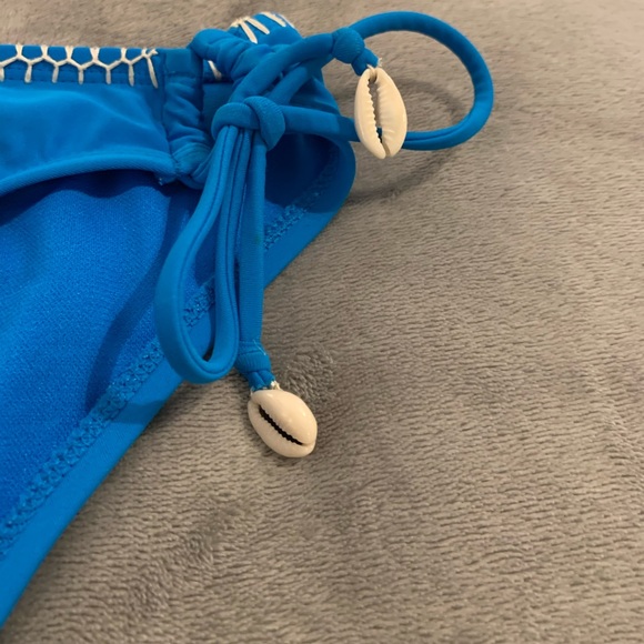 Bikini 👙 - Picture 4 of 6